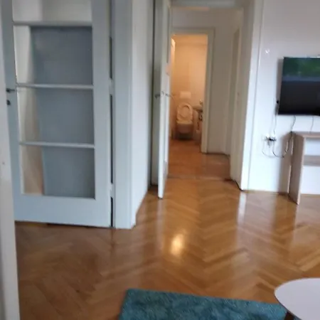Apartment Poljane Laibach